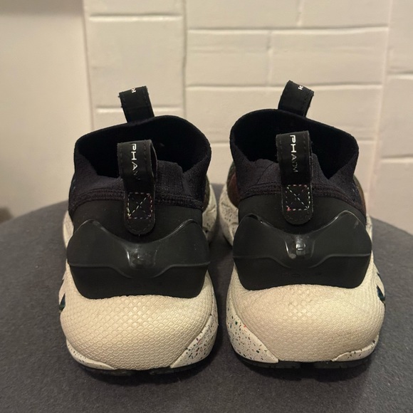 Under Armour Pride Sneaker - Picture 3 of 7